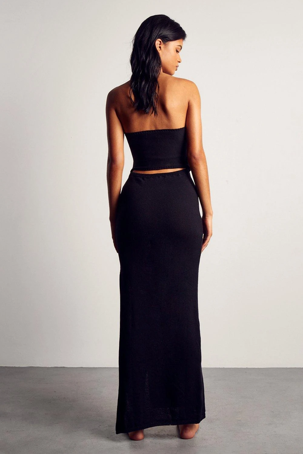 Knitted Keyhole Cut Out Maxi Dress 3 Knitted Keyhole Cut Out Maxi Dress - Image 3