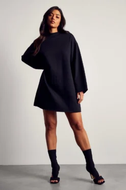 Oversized Raw Hem Sweater Dress -Ves Trendy Sales black oversized raw hem sweater dress 4