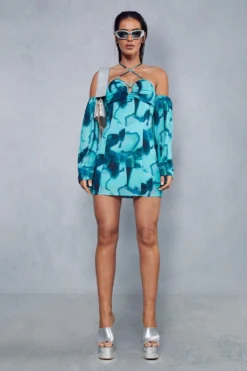 Abstract Print Halterneck Flare Sleeve Mini Dress 9 Abstract Print Halterneck Flare Sleeve Mini Dress -Ves Trendy Sales green abstract print halterneck flare sleeve mini dress 3