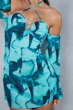 Abstract Print Halterneck Flare Sleeve Mini Dress 11 Abstract Print Halterneck Flare Sleeve Mini Dress -Ves Trendy Sales green abstract print halterneck flare sleeve mini dress 5